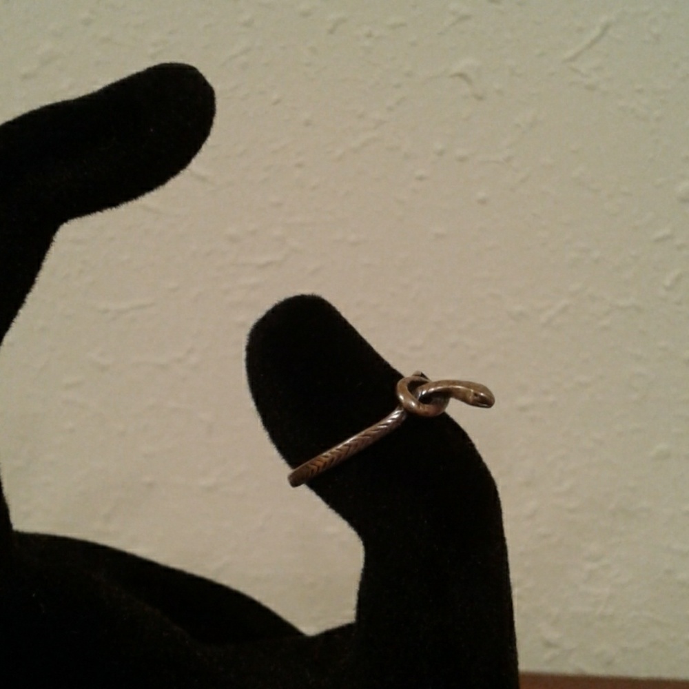 Sterling silver snake ring
